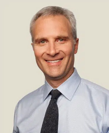 Photo of Dr. Ron Strauss.